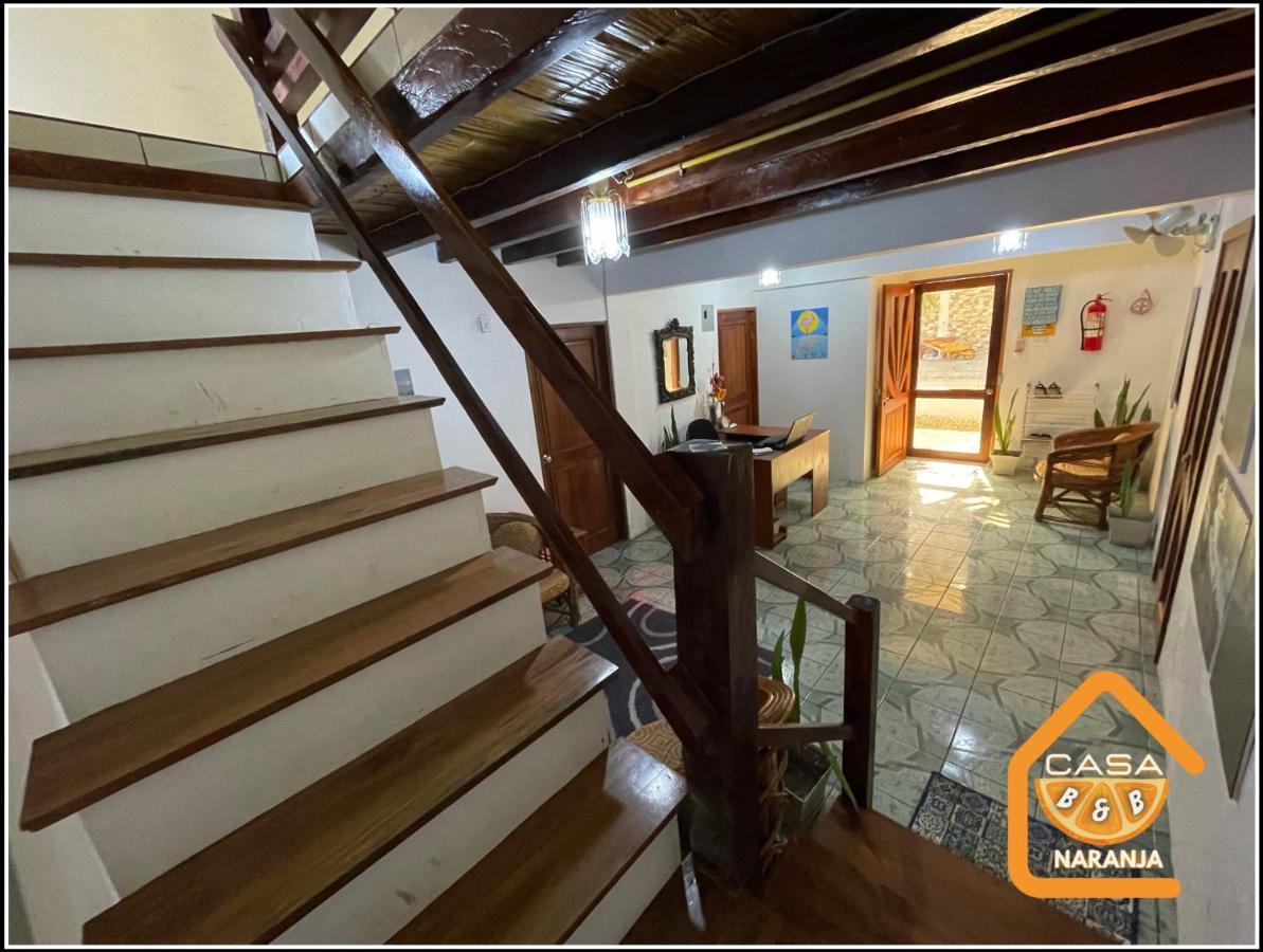 La Casa Naranja Bed And Breakfast Olon Ngoại thất bức ảnh