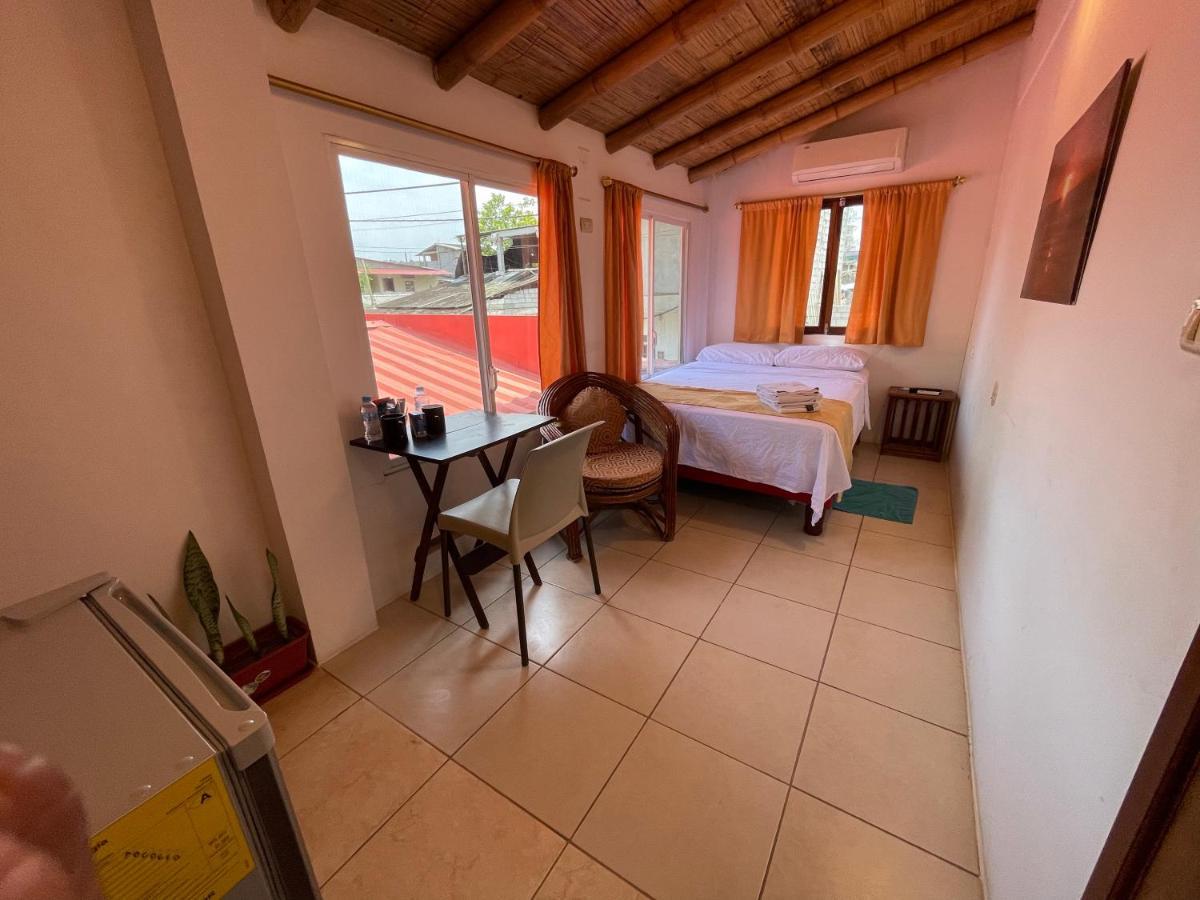 La Casa Naranja Bed And Breakfast Olon Ngoại thất bức ảnh