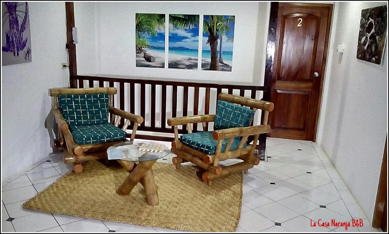 La Casa Naranja Bed And Breakfast Olon Ngoại thất bức ảnh