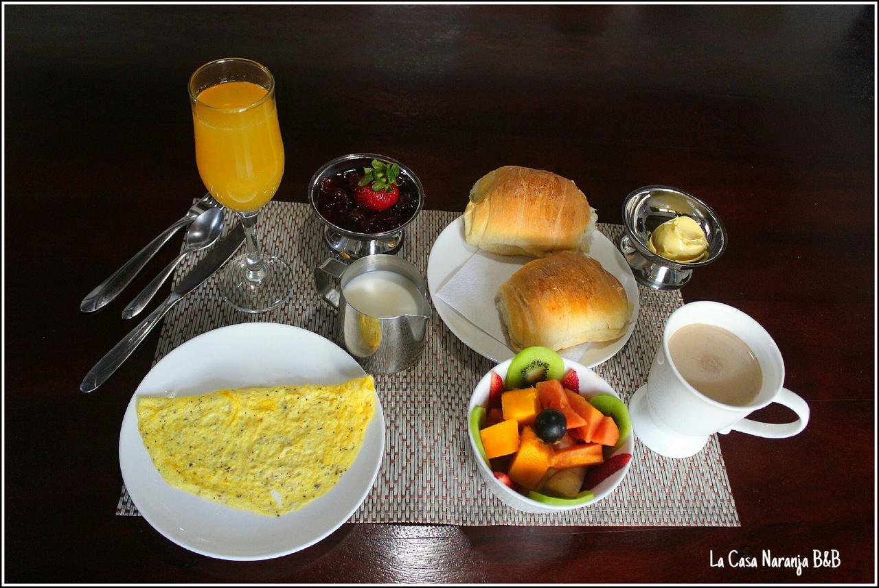 La Casa Naranja Bed And Breakfast Olon Ngoại thất bức ảnh